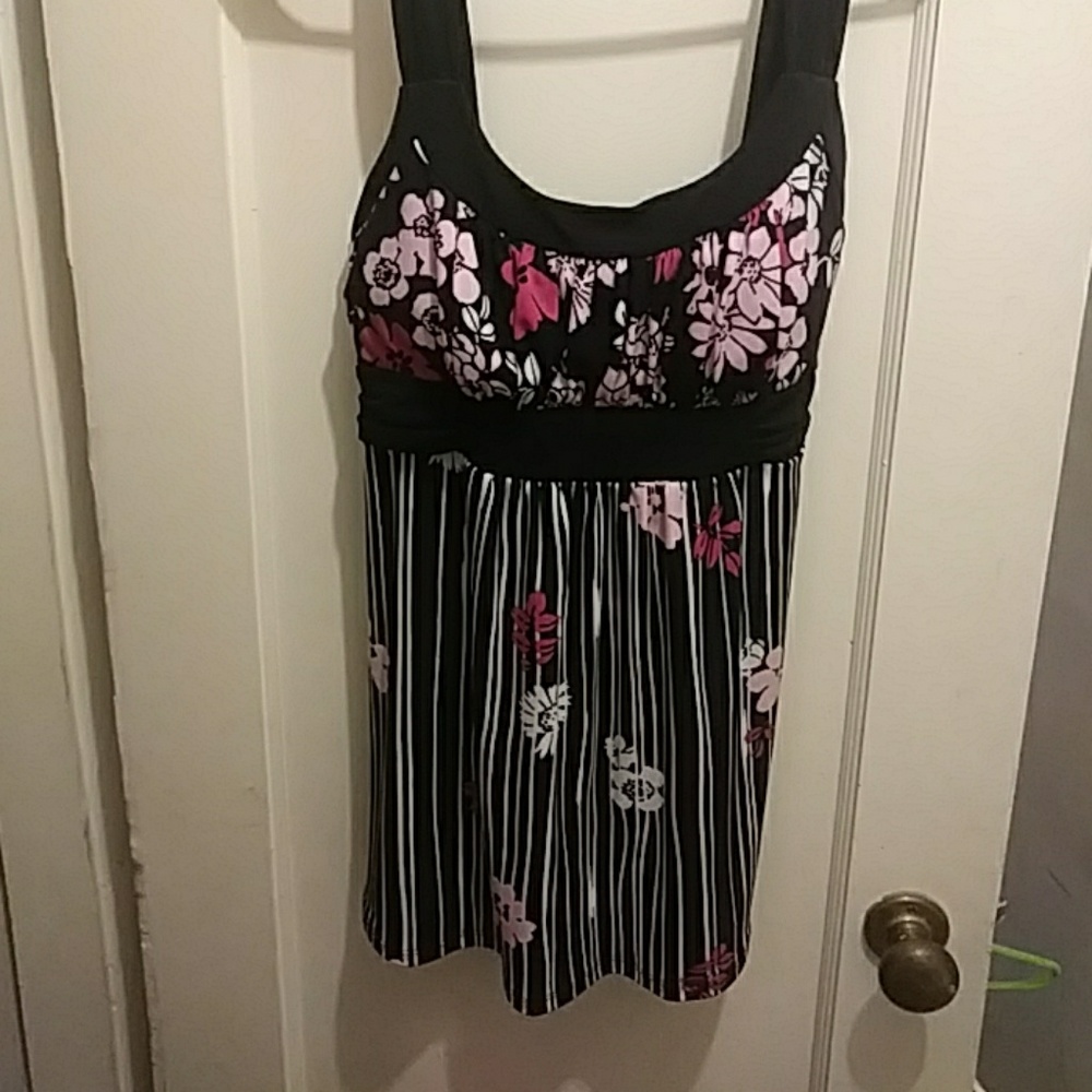Dressy top sleeveless pink/black